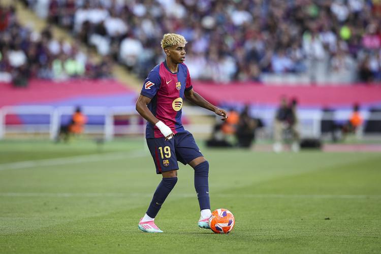 米体：罗马法院起诉那不勒斯转会财务造假，涉及奥斯梅恩等人