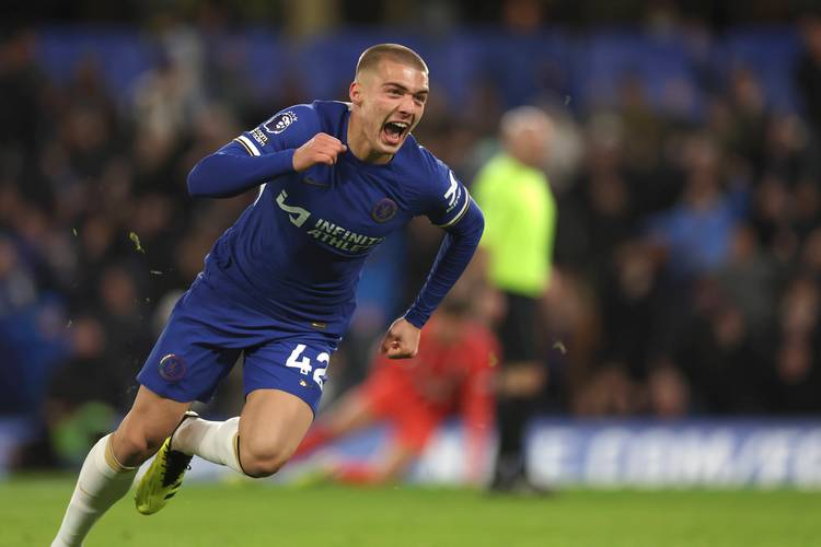 篮球湖人替补阵容得分爆炸，创赛季新高