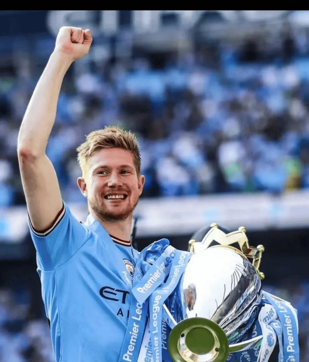 “混合脸谱”挑战来袭🔥是什么照片让小图拉姆笑出屏...