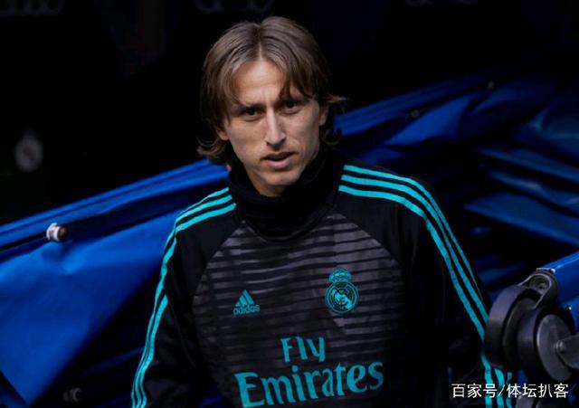 历史得分榜前十现役占三席：詹姆斯第一&KD第八&哈登第十