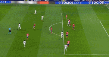 半场战报：罗马1-0乌迪内斯，洛伦佐-佩莱格里尼点射破门